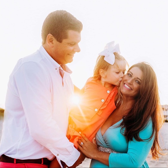 Meet your Posher, Alexis! - Picture 2 of 3